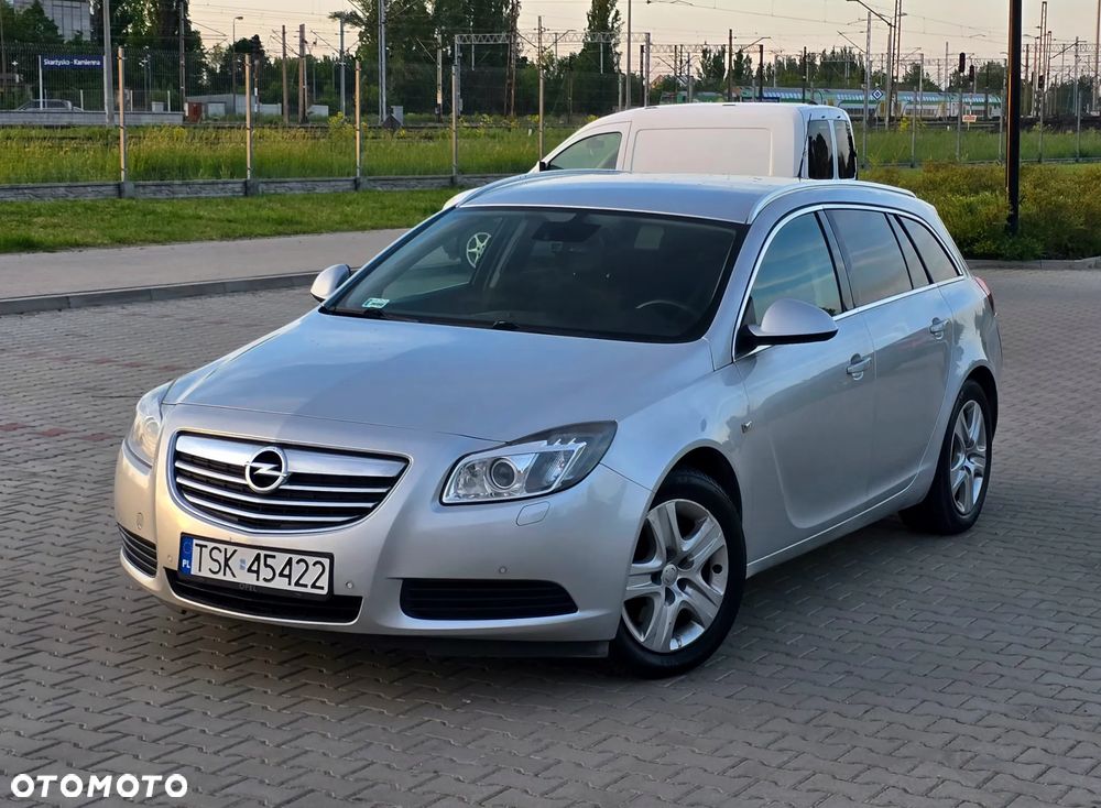 Opel Insignia - 1