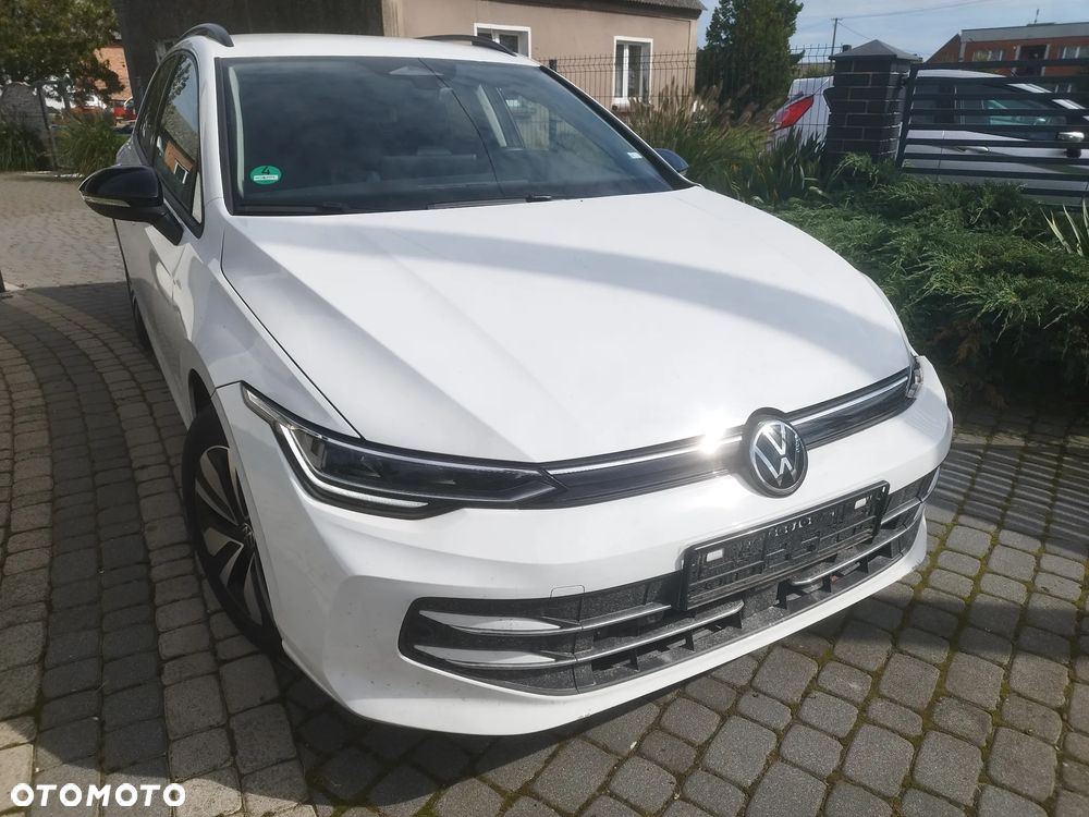 Volkswagen Golf 1.5 eTSI OPF DSG Goal - 2