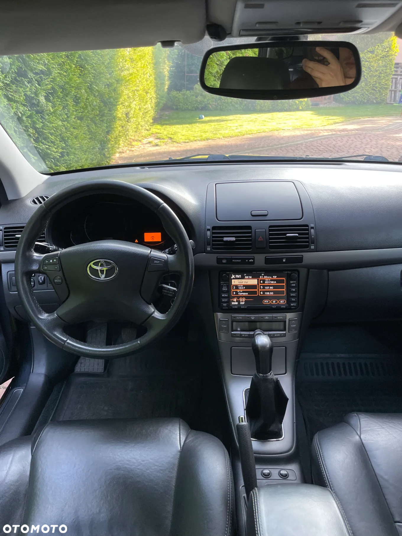 Toyota Avensis - 13