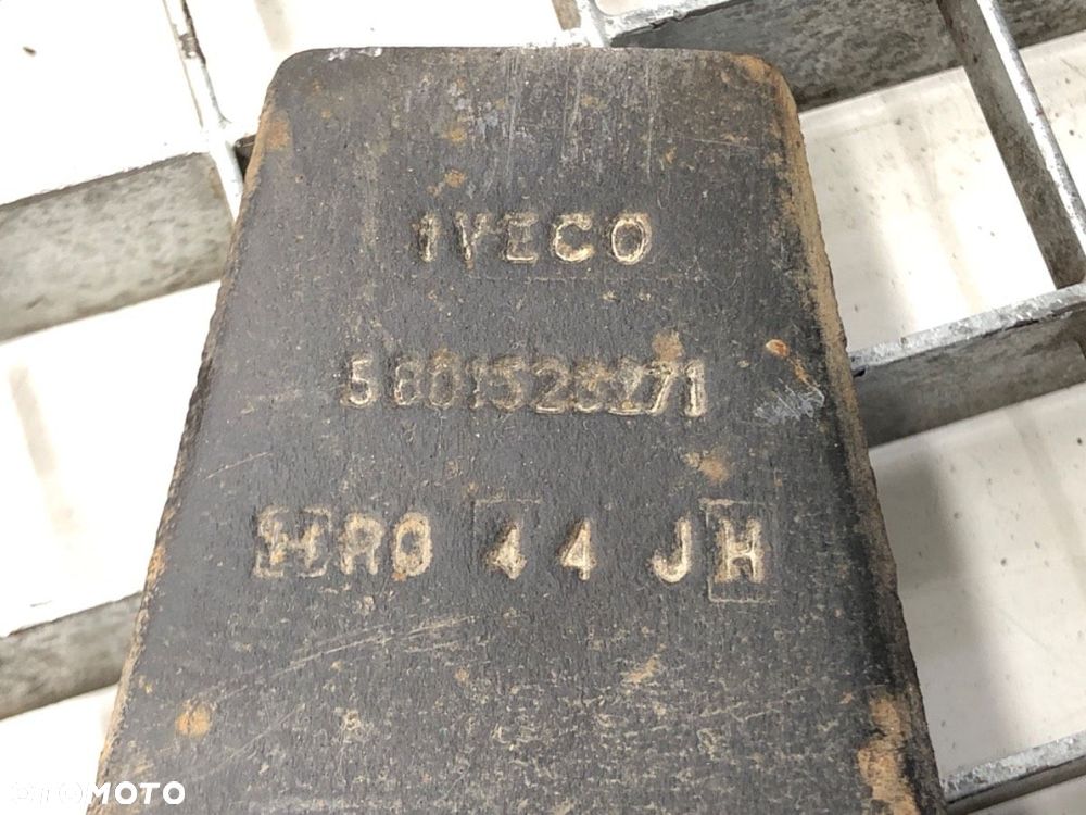 RESOR POPRZECZNY PRZÓD  IVECO DAILY VI Autobus 2014 - 2022  5801526271 - 6