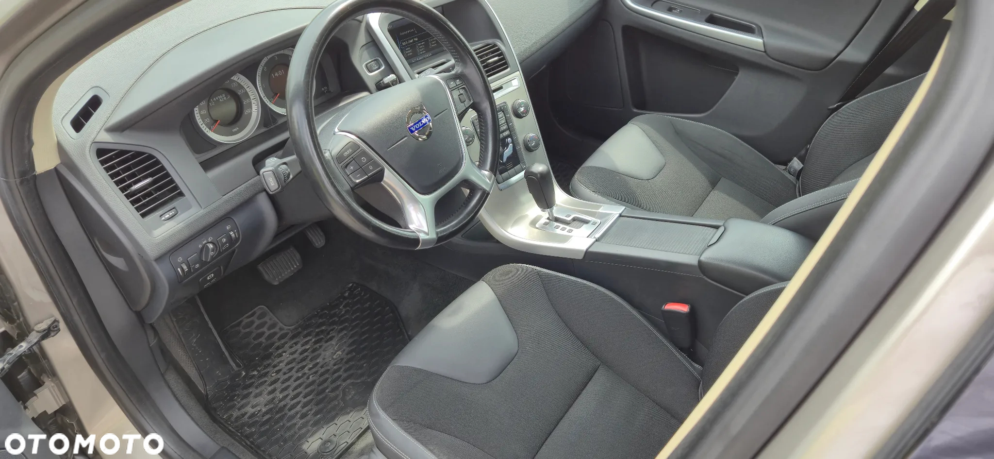 Volvo XC 60 D3 Ocean Race - 8