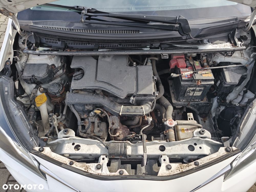 Toyota Yaris - 8