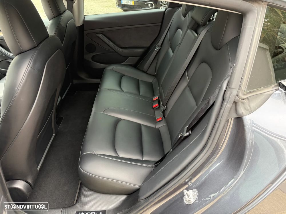 Tesla Model 3 Long Range Tração Integral - 17