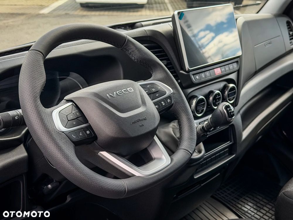 Iveco 35S18H V 3.0 Diesel 180 KM MT6 Furgon L4H2 - 20