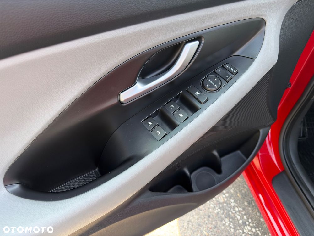 Hyundai i30 1.6 CRDi Premium DCT - 22