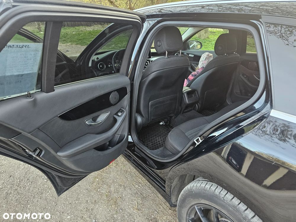 Mercedes-Benz Klasa C 220 CDI BlueEff Avantgarde - 8