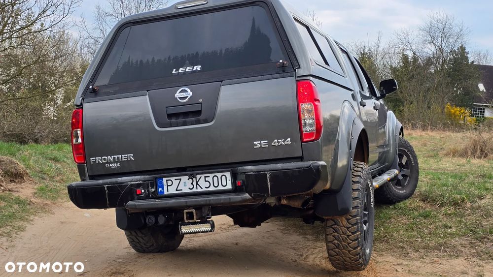 Nissan Frontier - 4