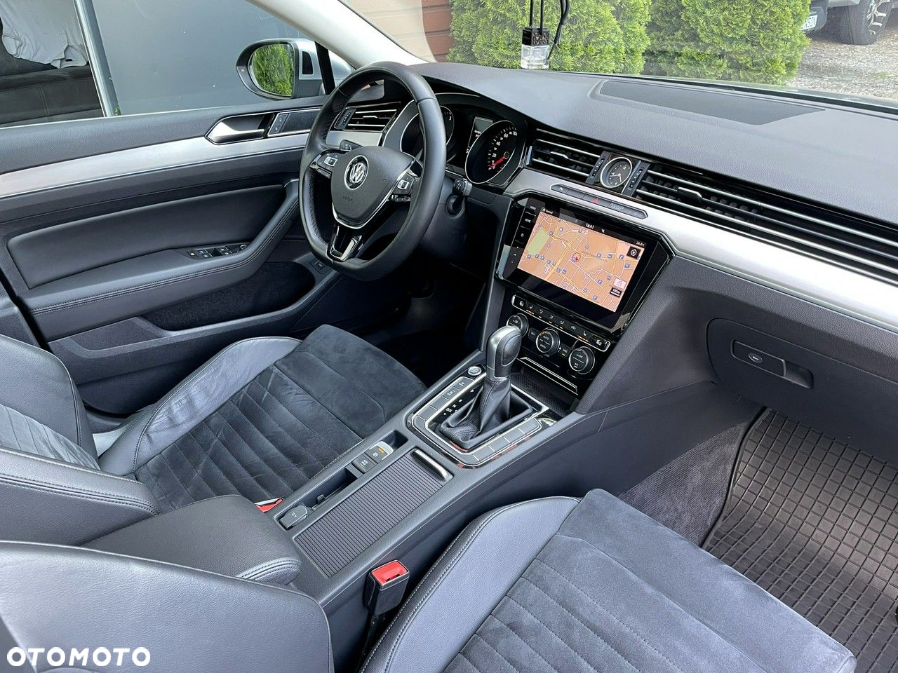 Volkswagen Passat 2.0 TDI BMT Highline DSG - 28