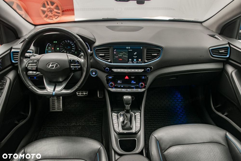 Hyundai IONIQ - 18