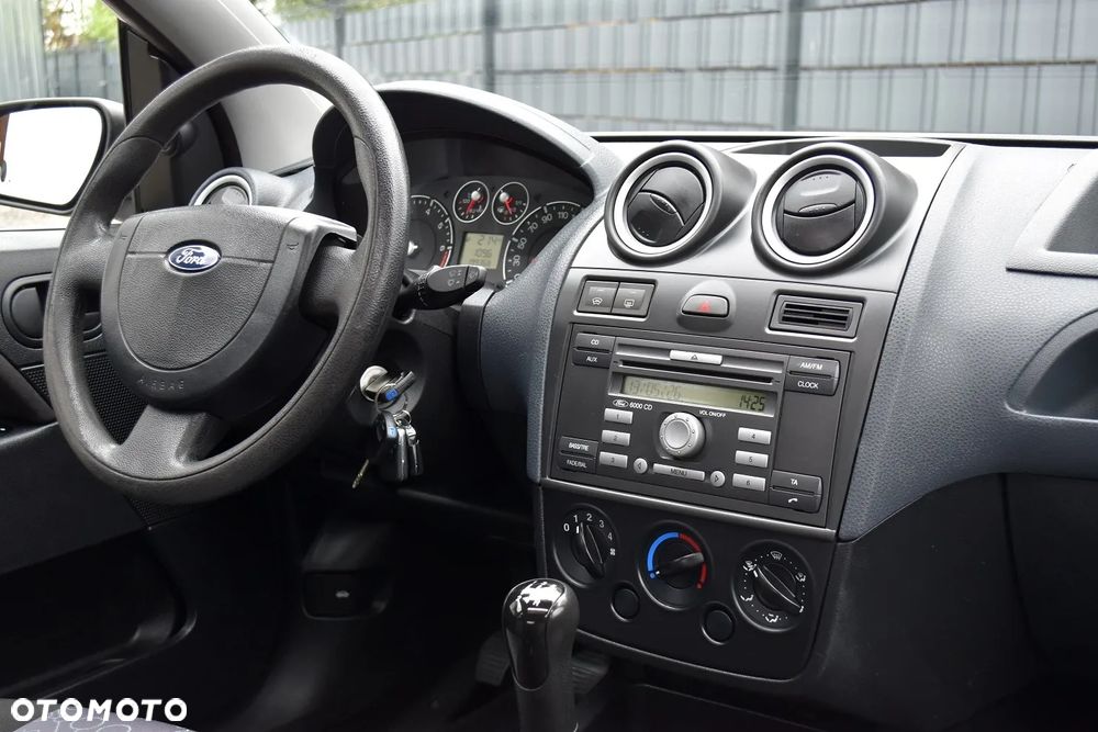 Ford Fiesta 1.4 Black Magic - 10