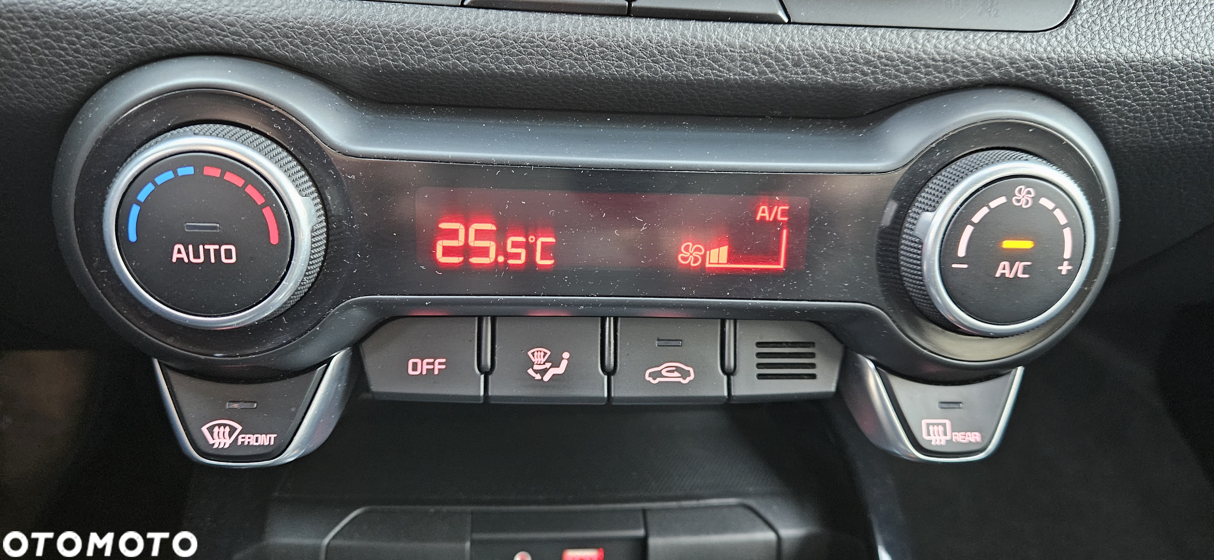Kia Stonic 1.0 T-GDI 120 Edition 7 - 24