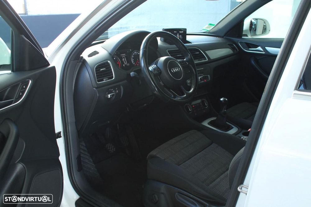 Audi Q3 2.0 TDI Sport - 12