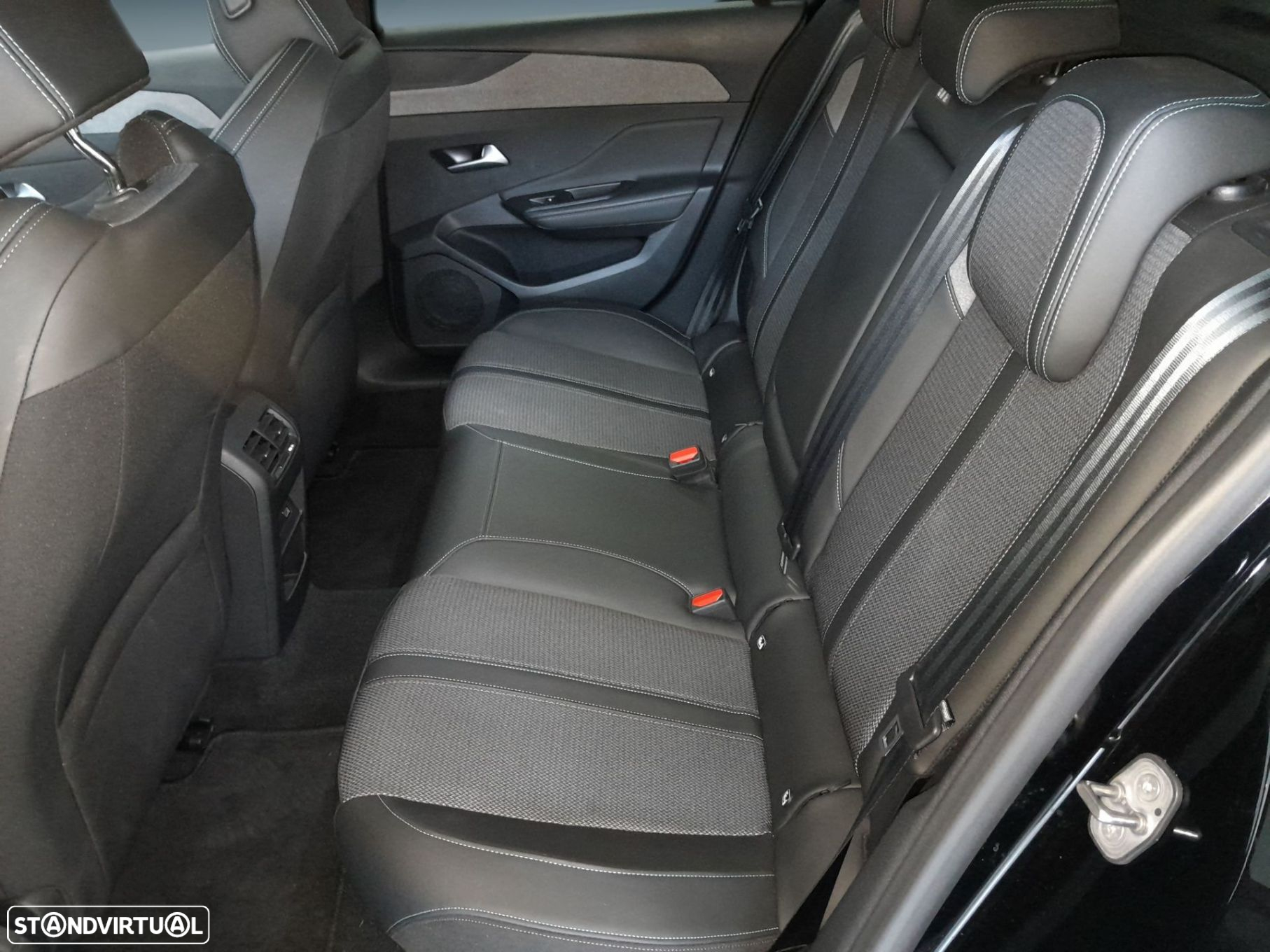 Peugeot 308 1.5 BlueHDi Allure Pack EAT8 - 11