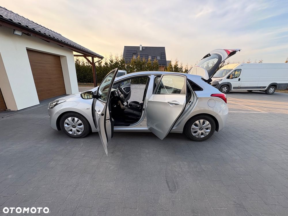 Hyundai i30 1.4 CRDi Trend - 15