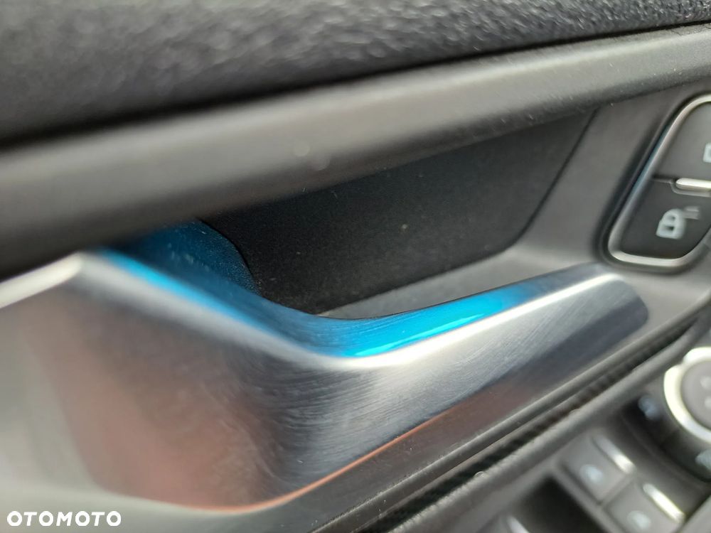 Ford Kuga 2.0 EcoBlue mHEV FWD ST-Line X - 27