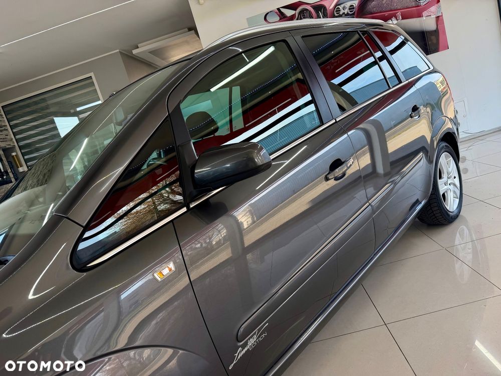 Opel Zafira - 37
