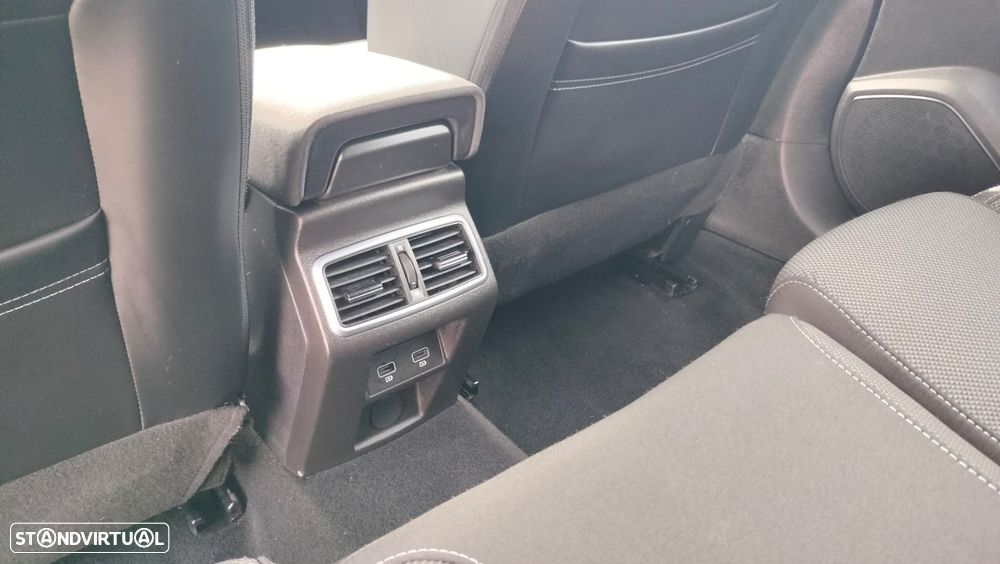 Renault Mégane BLUE dCi 115 EDC LIMITED - 24