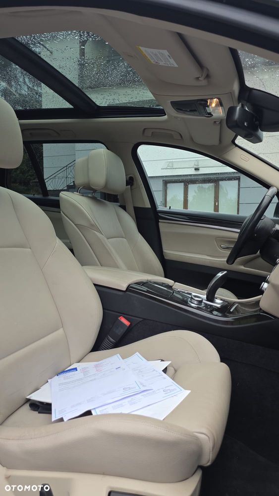 BMW Seria 5 525d - 14