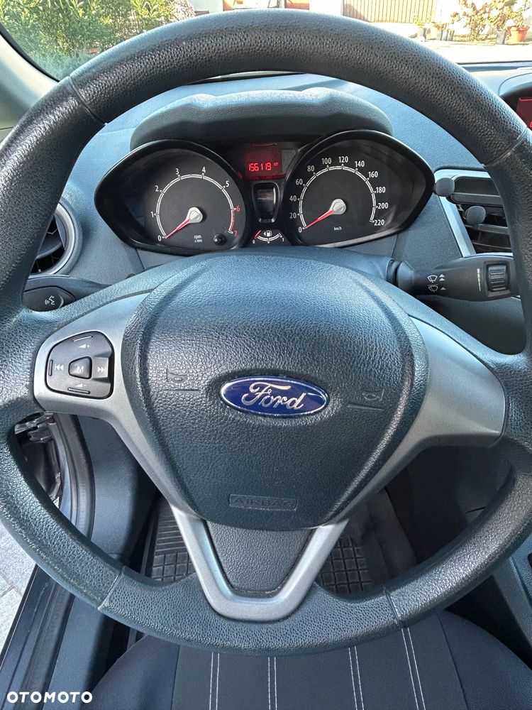 Ford Fiesta - 5
