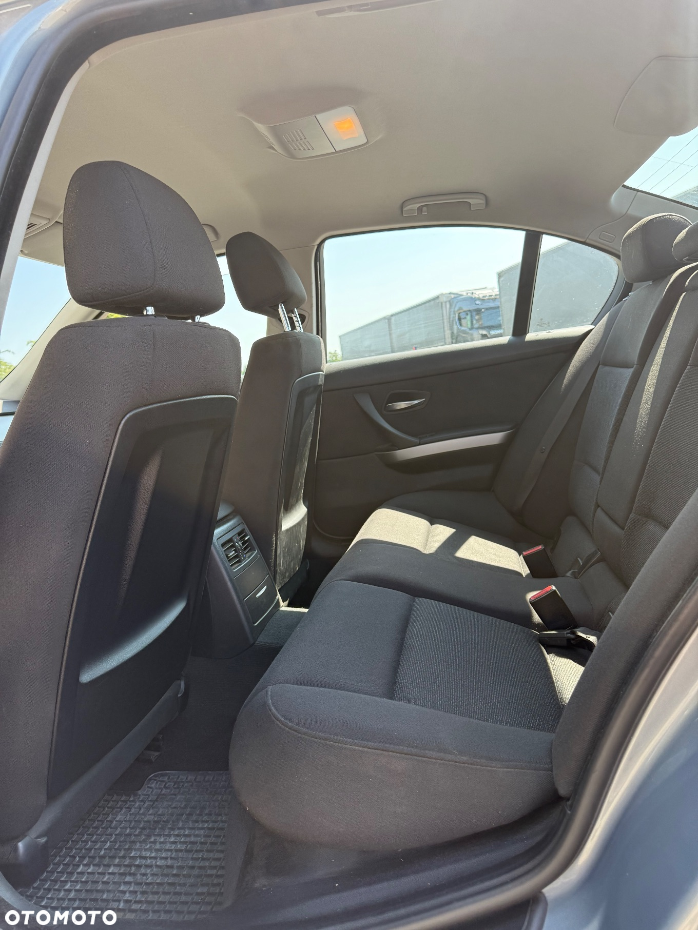 BMW Seria 3 320i - 28