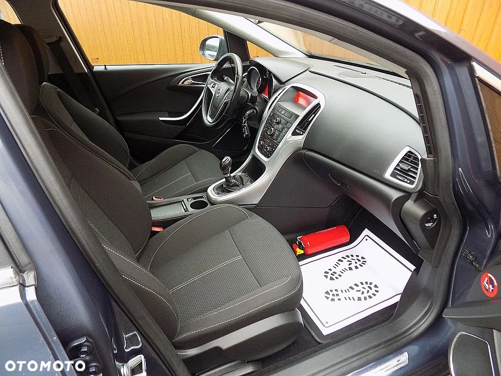 Opel Astra 1.7 CDTI DPF - 8