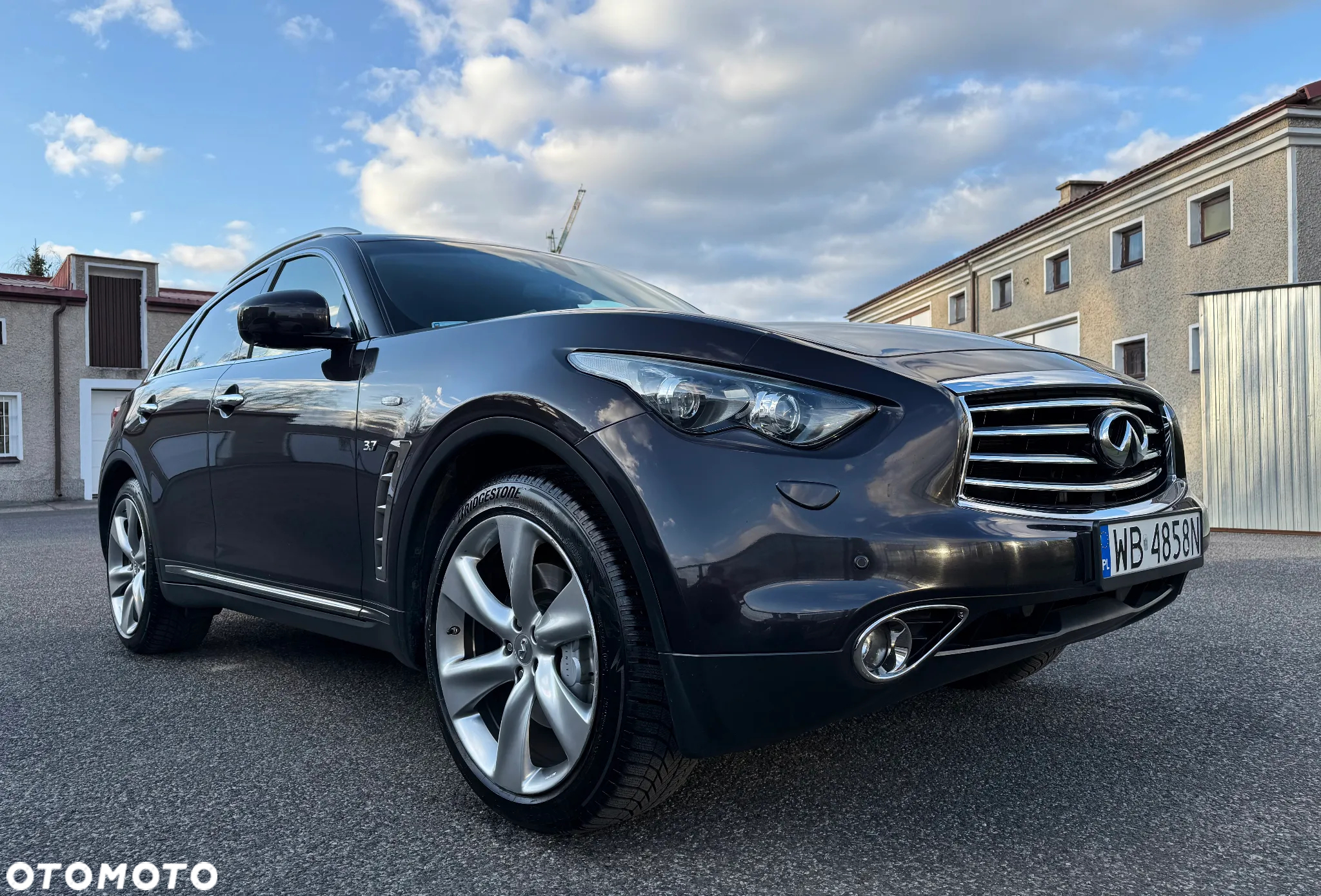 Infiniti Q70 3.7 S Premium - 4