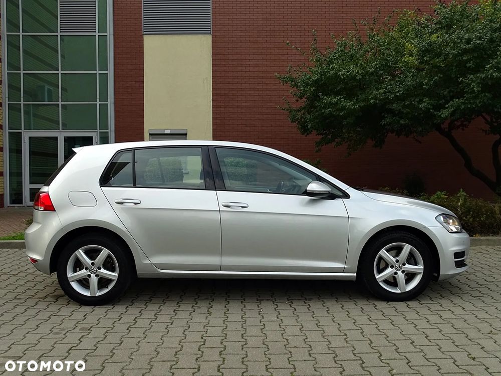 Volkswagen Golf 1.6 BlueTDI Comfortline - 11