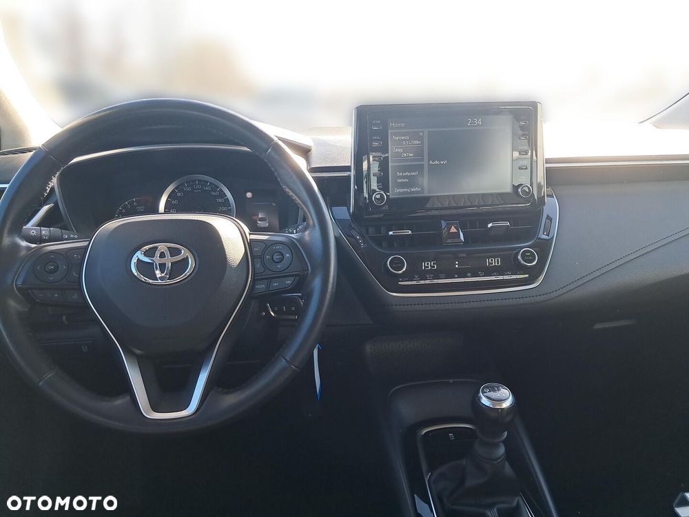 Toyota Corolla - 8
