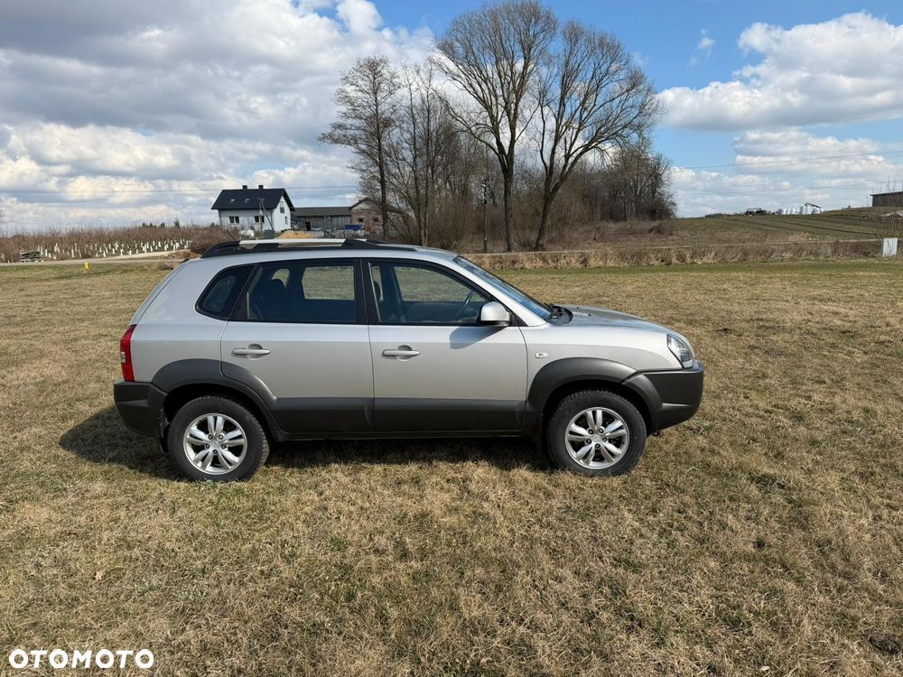 Hyundai Tucson 2.0 CRDi VGT 2WD GLS - 3
