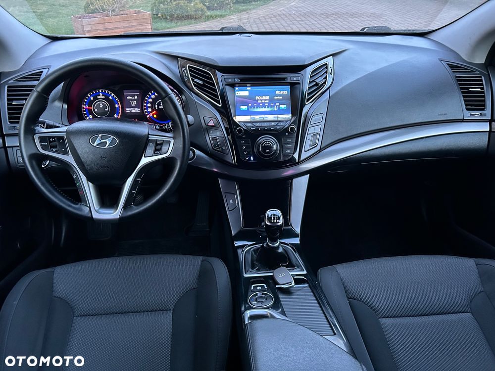 Hyundai i40 Kombi 1.7 CRDi Premium - 34