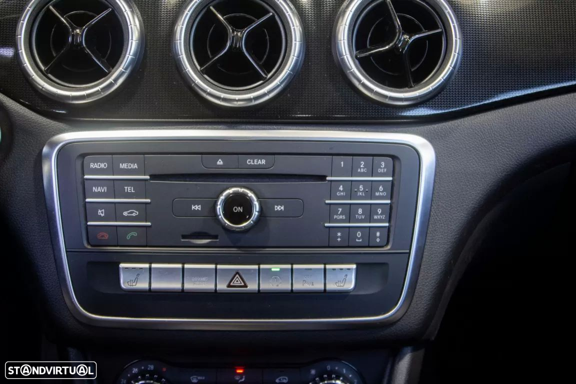 Mercedes-Benz CLA 200 d Aut. - 17