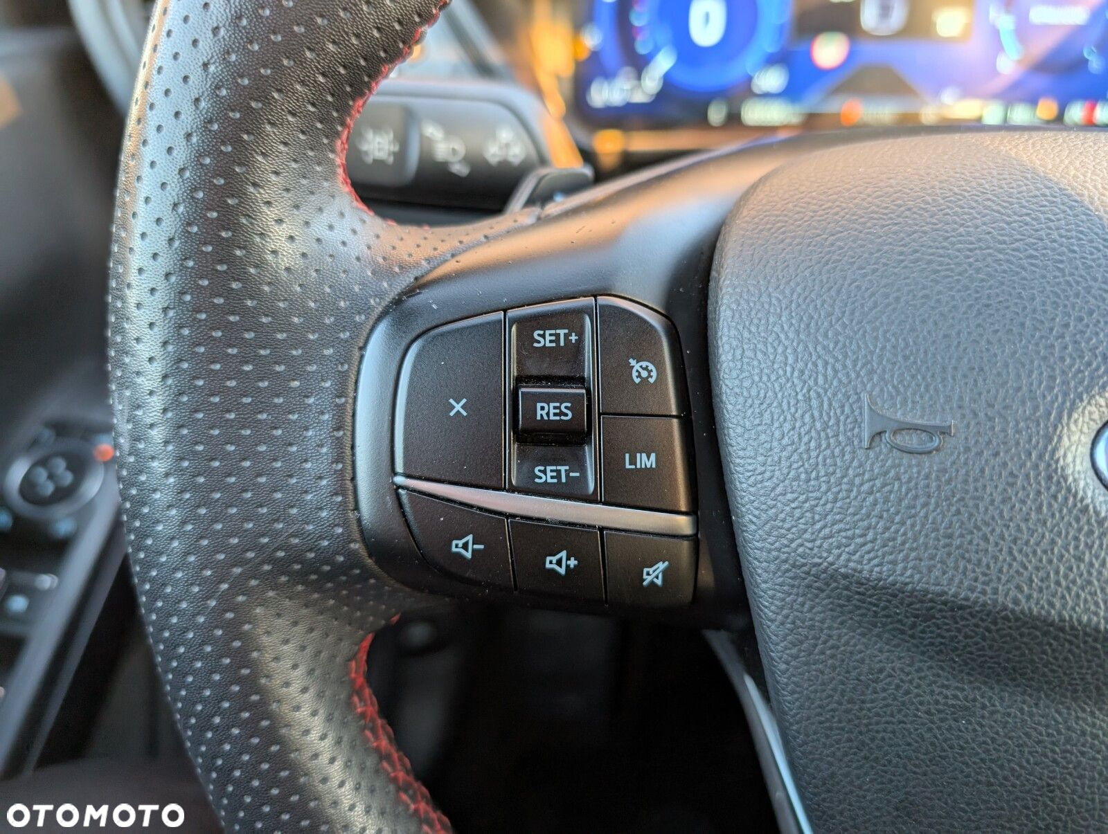 Ford Kuga 2.0 EcoBlue AWD ST-Line - 19