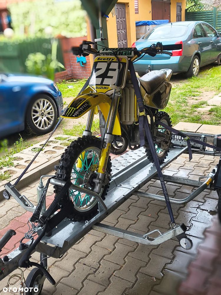 Suzuki RM - 6