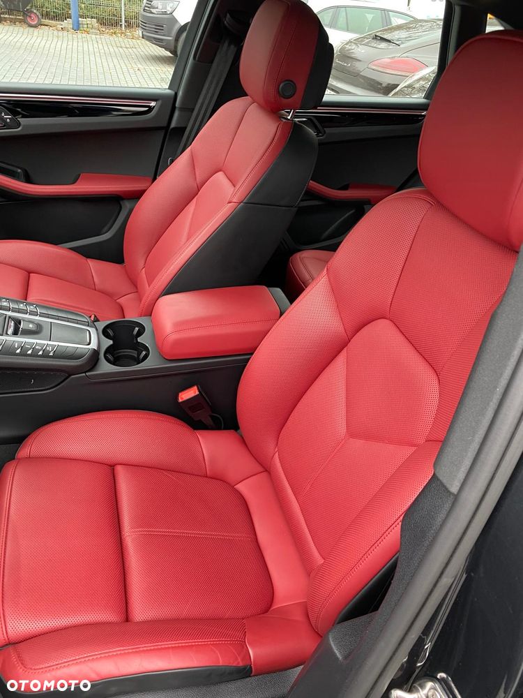Porsche Macan Standard - 11
