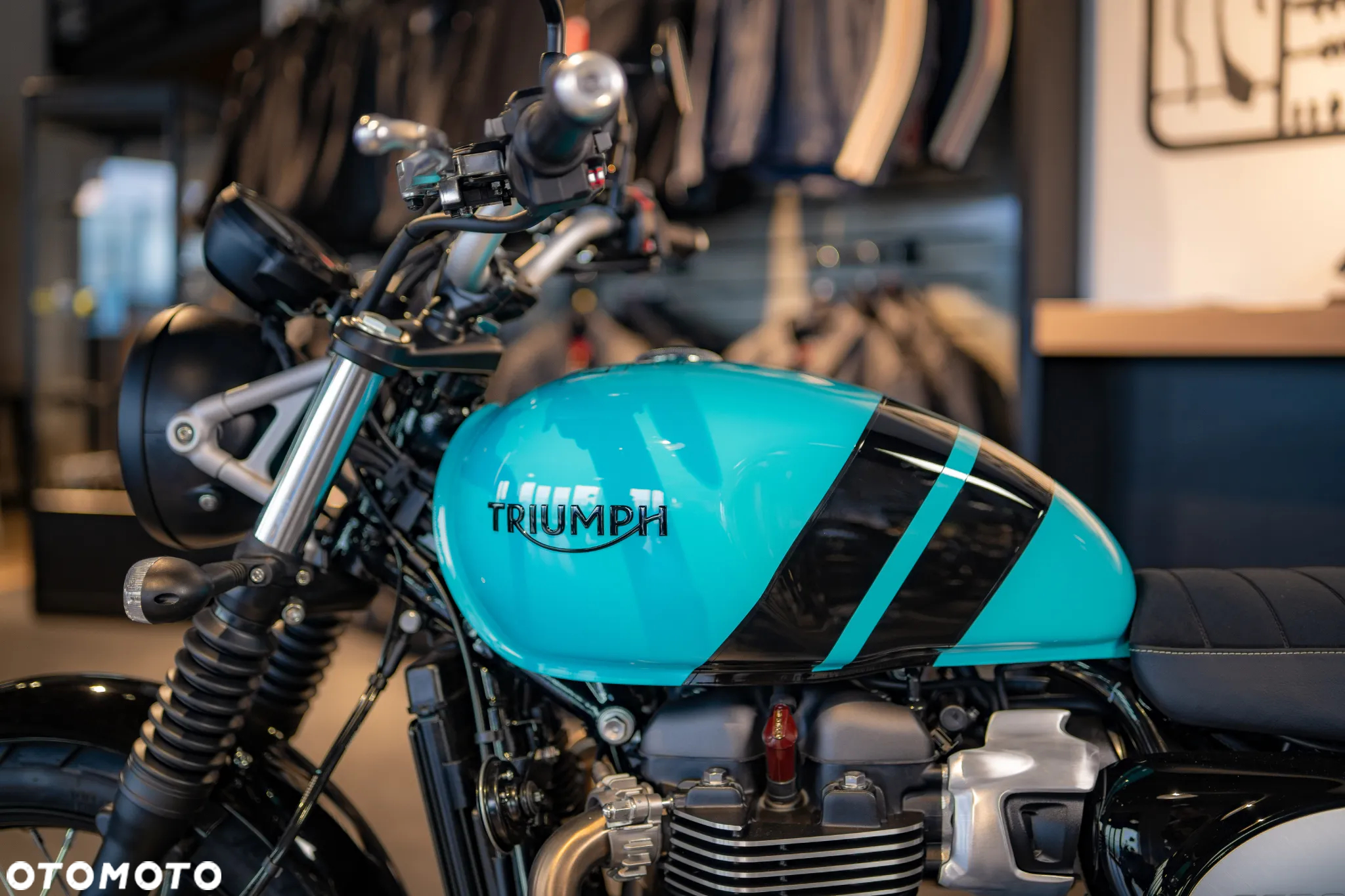 Triumph Scrambler - 13