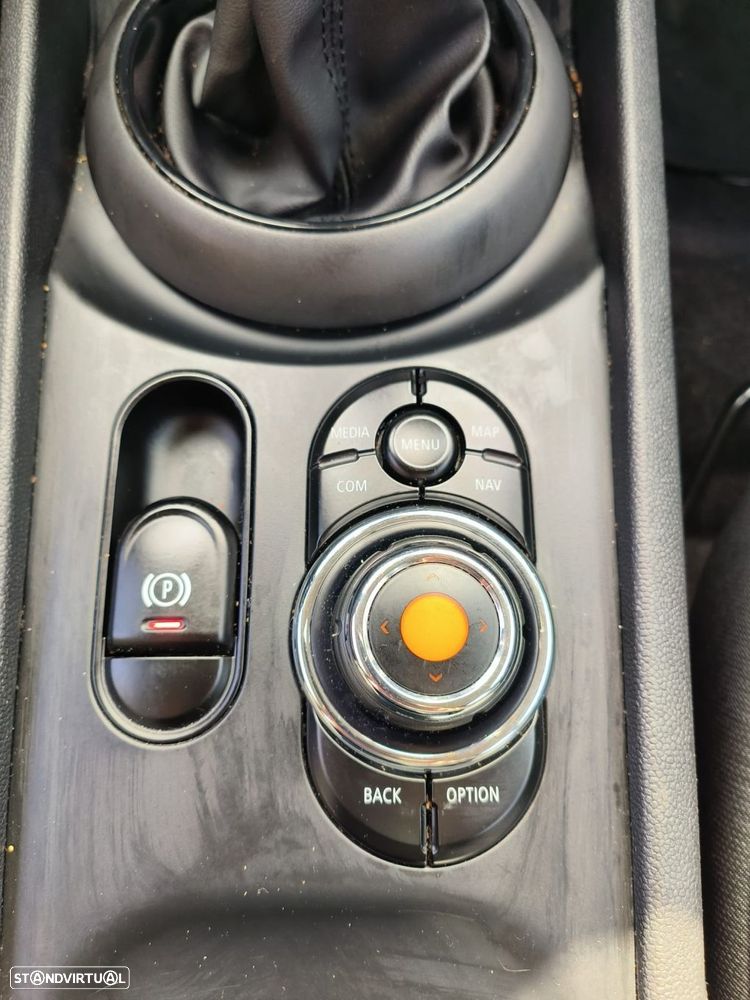 MINI Clubman One D - 19