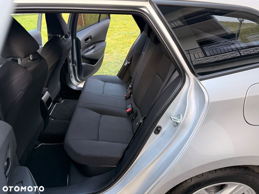 Toyota Corolla 1.8 Hybrid GPF Comfort - 27