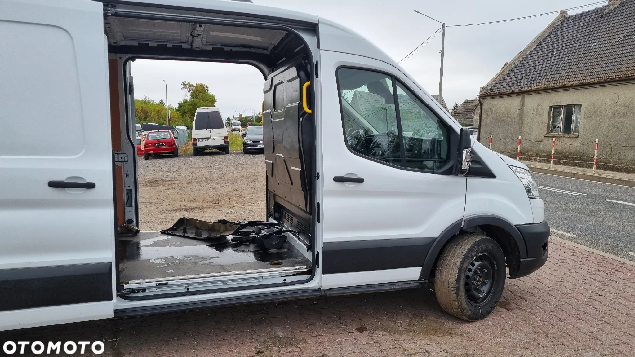 Ford Transit - 22