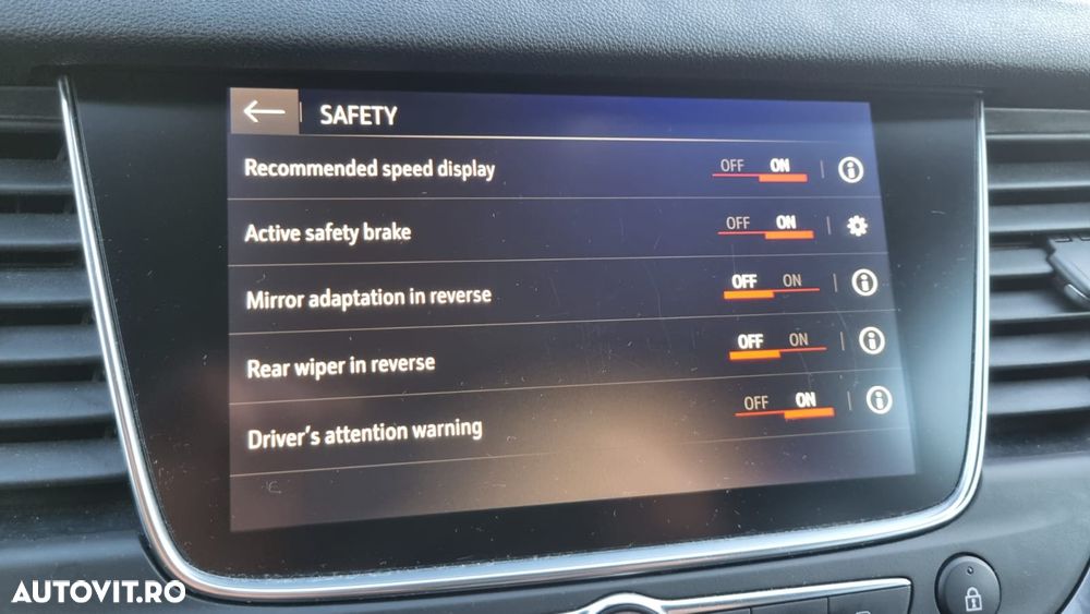 Opel Grandland X 1.6 START/STOP Innovation Aut. - 11