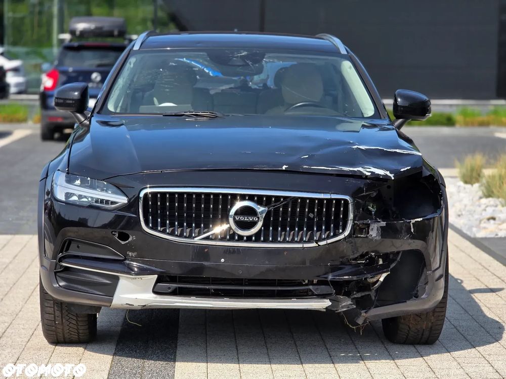 Volvo V90 Cross Country D4 SCR AWD Pro - 2