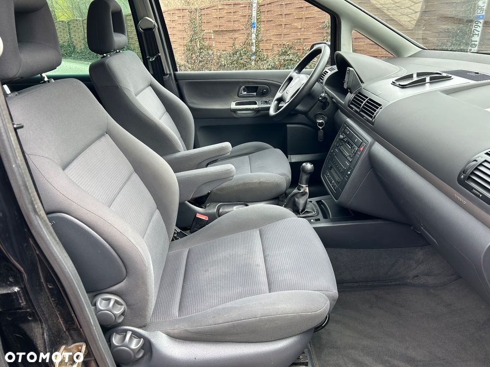 Volkswagen Sharan 1.9 TDI Family - 22