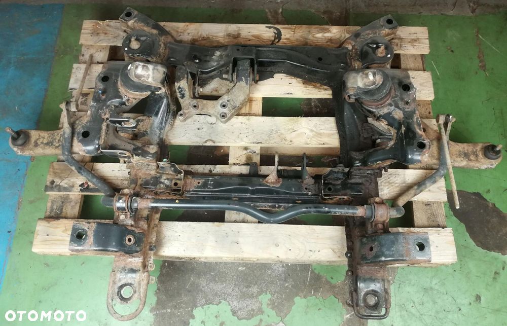 zawieszenie sanki belka przód wahacz trawers SUZUKI GRAND VITARA II 5d 05- - 2