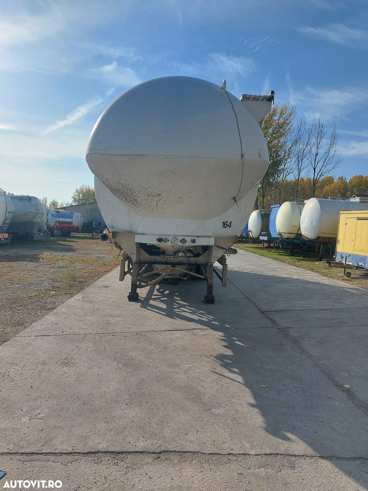 Altul Cisterna/Siloz FELDBINDER 57.000 l 4 Compartimente pentru Pulberi/Furaje/APA//Ingrasamant lichid/etc. - 2