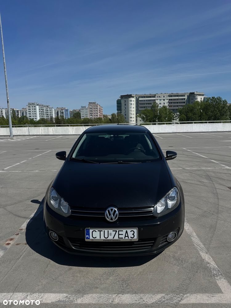 Volkswagen Golf - 2