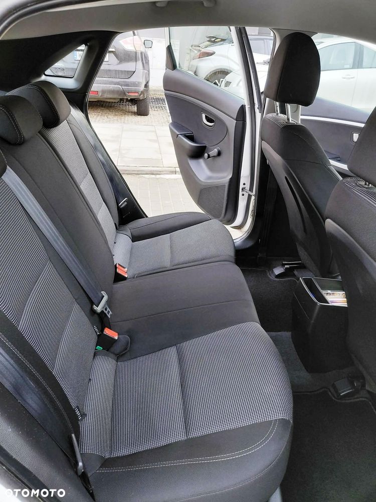 Hyundai i30 1.4 Classic + - 7