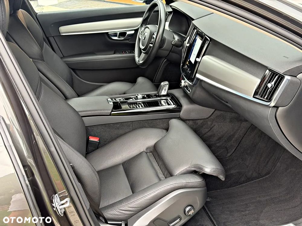 Volvo V90 T6 Recharge AWD Geartronic Inscription - 24