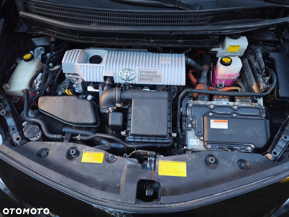 Toyota Prius+ 1.8 HSD Prestige - 24