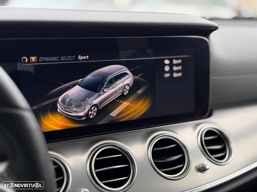 Mercedes-Benz E 220 d AMG 7L - 26