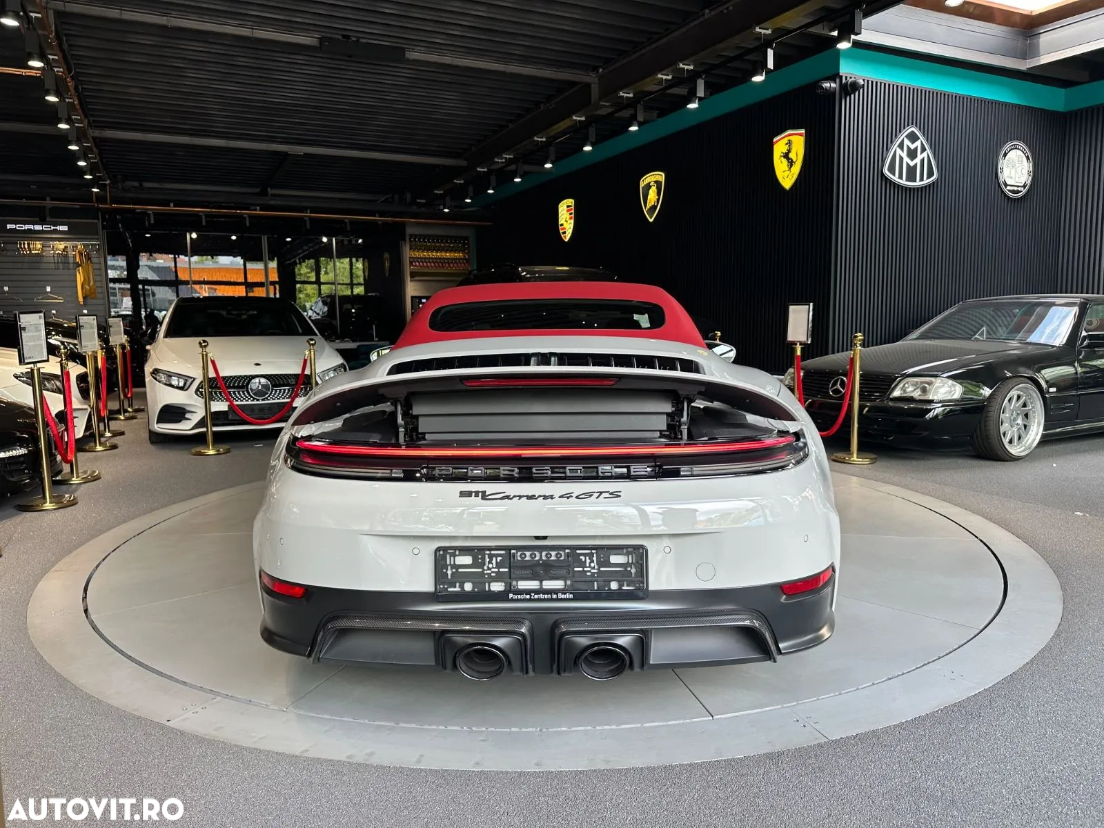 Porsche 992 - 4