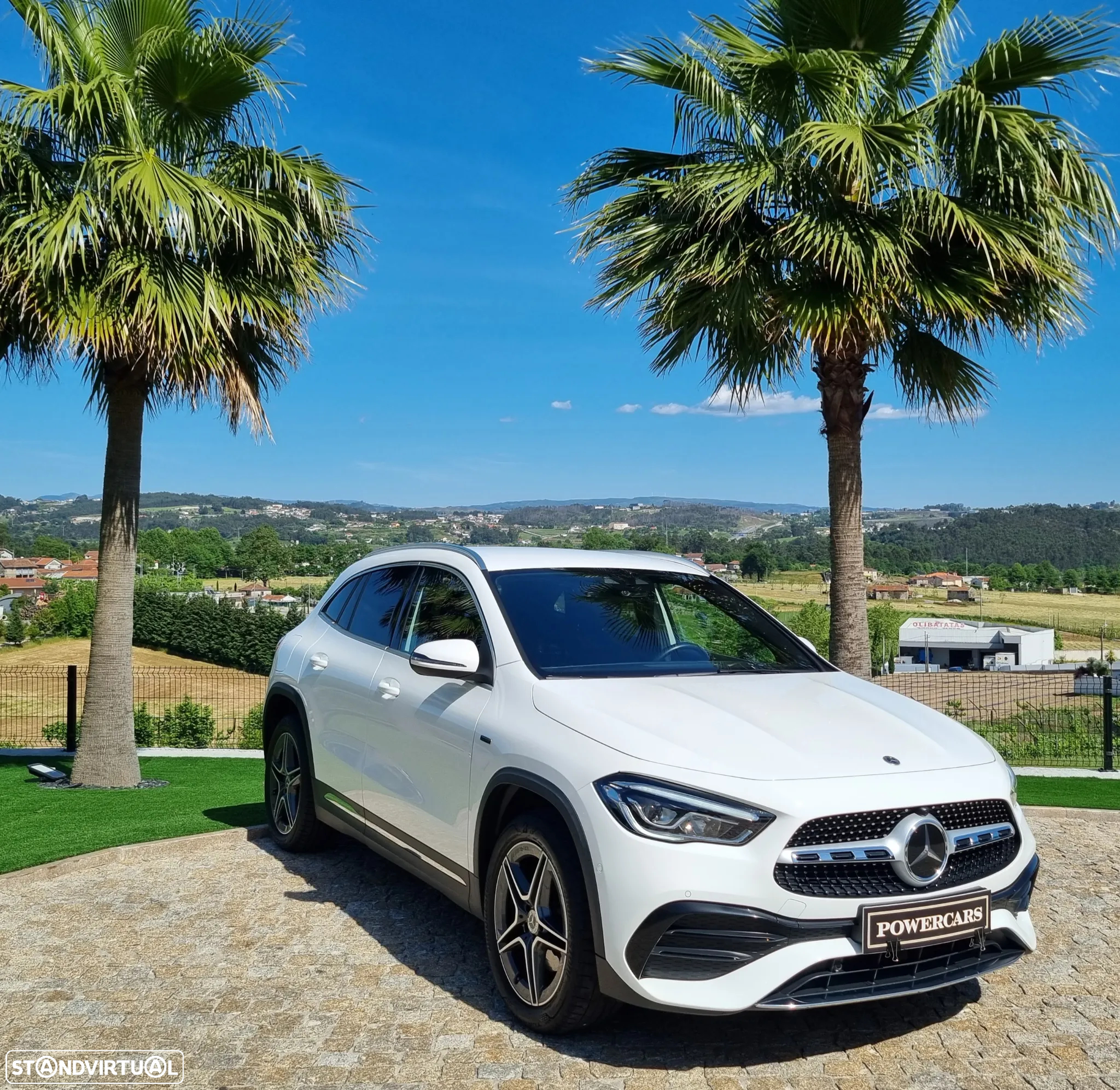 Mercedes-Benz GLA 250 e AMG Line - 19